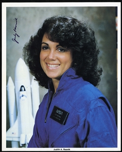 AUTOGRAPHS OF FAMOUS PEOPLE  Resnik, Judith Arlene (1949-86), an American engineer and a NASA astronaut who died when the Space Shuttle Challenger was destroyed during the launch of mission STS-51-L